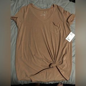 SO Favorite V-Neck Pocket Tee
